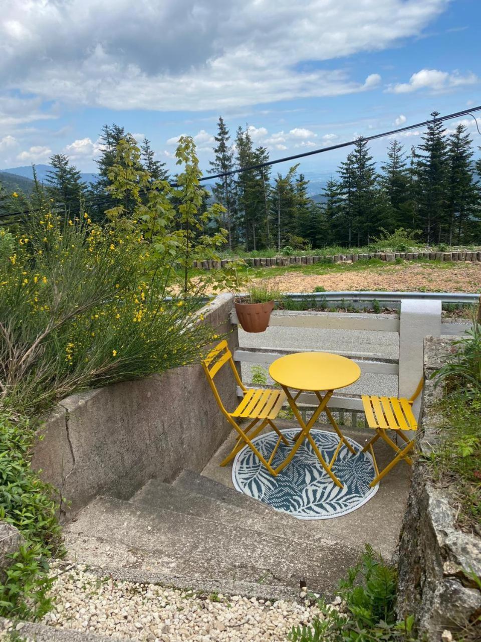 Lalouvesc Le Mont Besset B&B 외부 사진